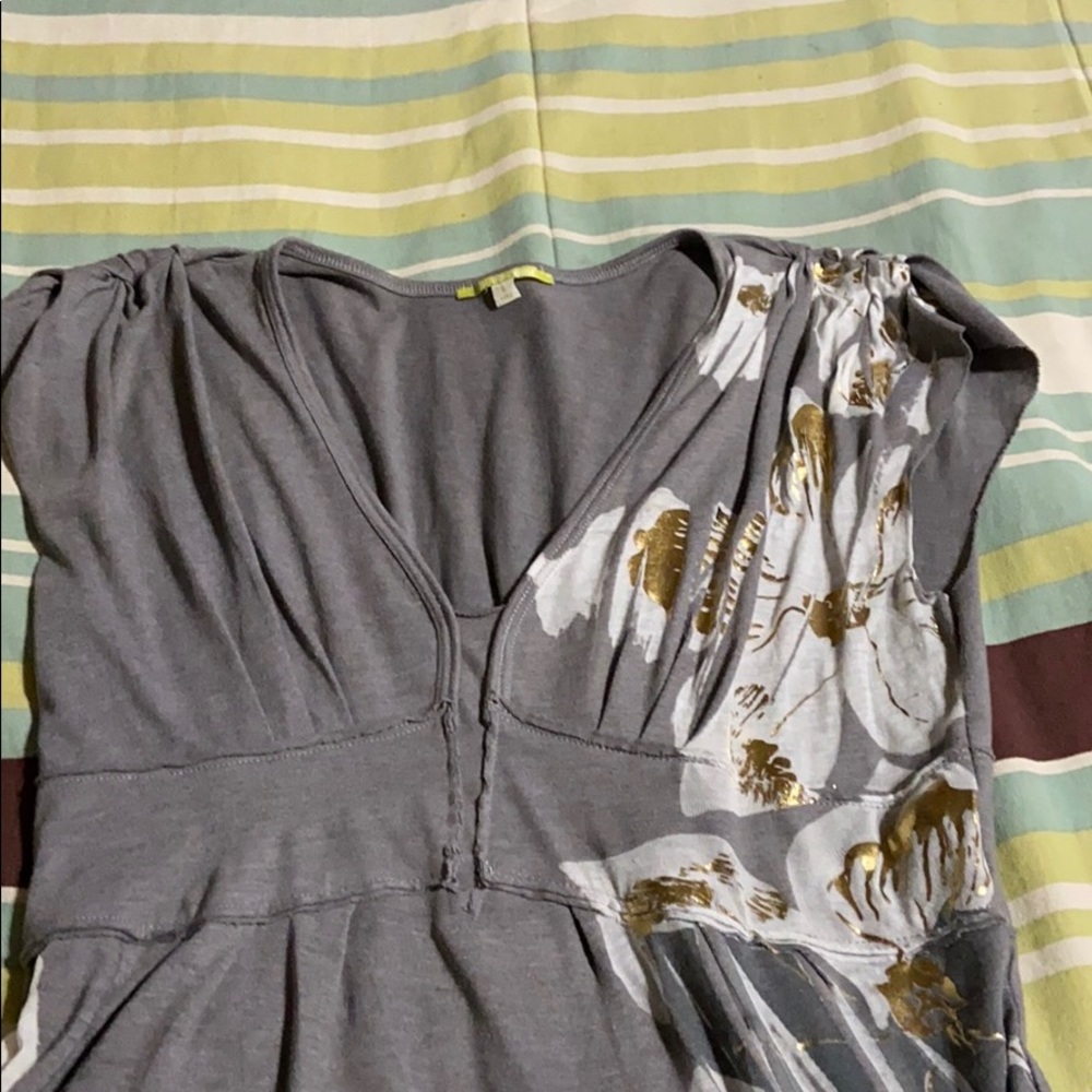 Pullover Top. Euc! - image 4